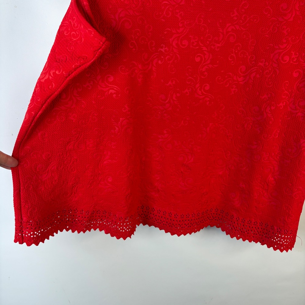Rebecca Malone Sleeveless Top Womens 3X Red Eyelet Scalloped Damask Swirl Blouse - Picture 4 of 7